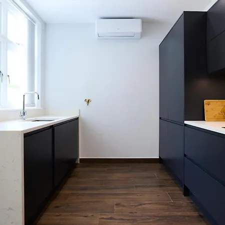 The Putney Hideaway - Modern And Elegant 3Bdr Flat With Patio Appartement Londen Buitenkant foto